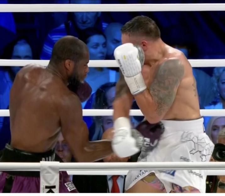 A boxer allegedly hitting another boxer below the belt.