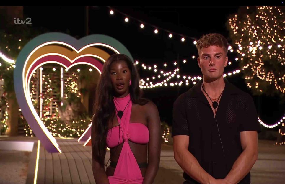 Alima and Ryan from Love Island.