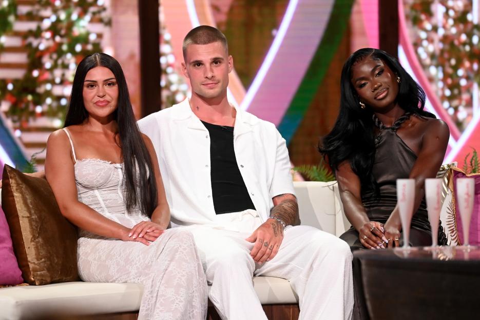 Emma Munro, Boris Vidovic, and Billykiss Azeez on Love Island: Aftersun.