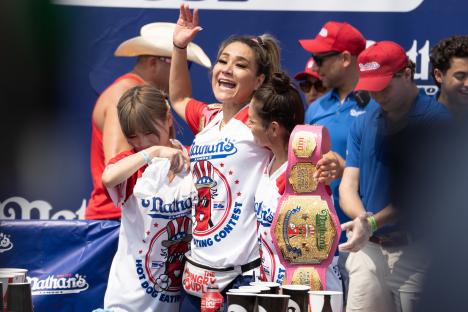 Miki Sudo set a new world record of 51 hot dogs and buns