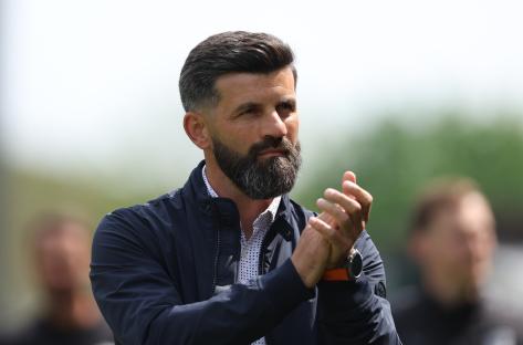 Miron Muslic, Plymouth Argyle manager, clapping.