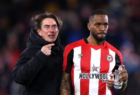 Brentford manager Thomas Frank and player Ivan Toney celebrating a victory.