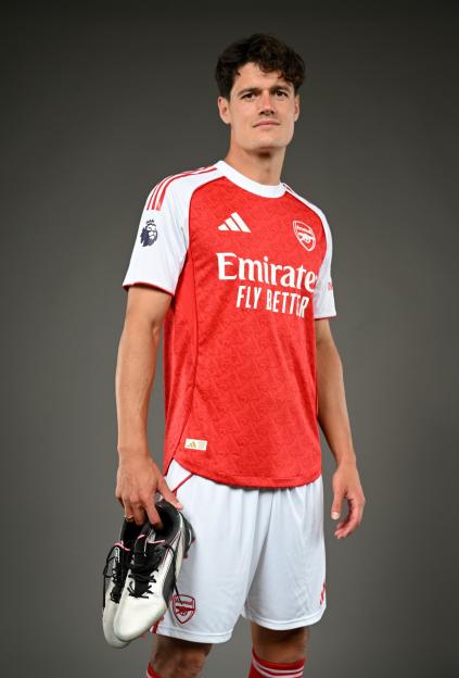 LONDON COLNEY, ENGLAND - JULY 09: Arsenal unveil new signing Christian Norgaard at Sobha Realty Training Centre on July 09, 2025 in London Colney, England. (Photo by Stuart MacFarlane/Arsenal FC via Getty Images)