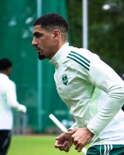 Balogun begins training with new club, Aris Limassol 3