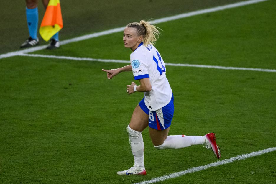 Chloe Kelly of England celebrating a goal.