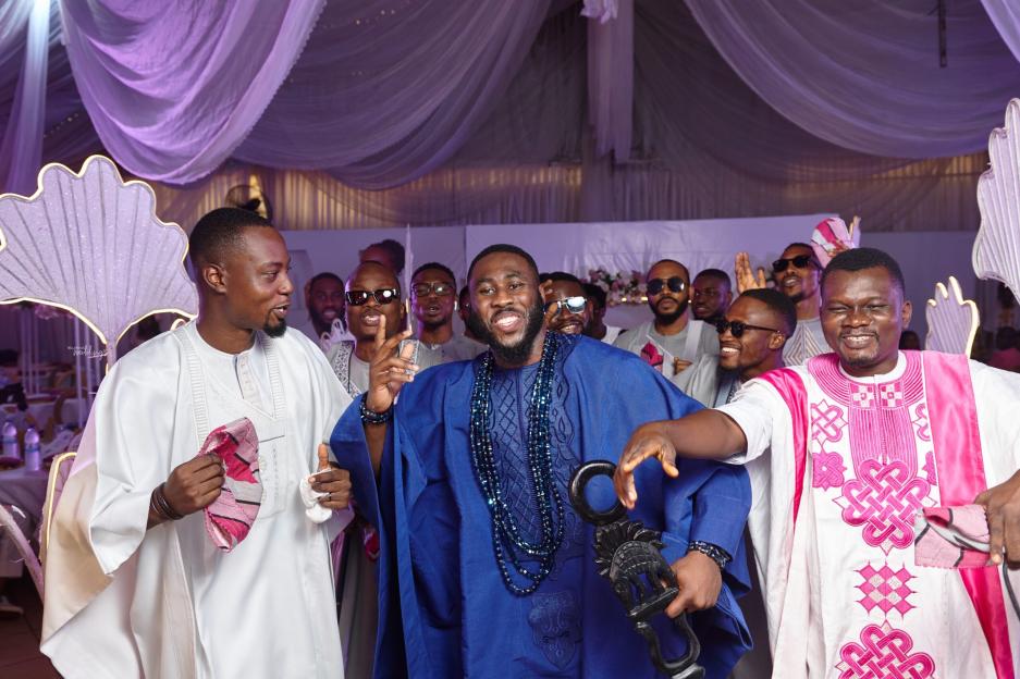 From the Office to the Aisle! Enjoy Reni and Ojay&#8217;s Wedding Photos 17