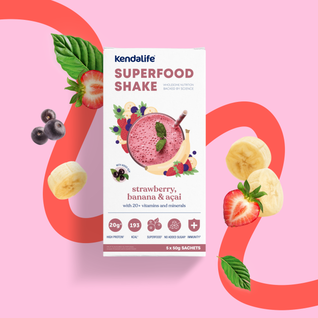 Illustration of Kendalife Superfood Shake box with strawberry, banana, and acai smoothie; highlighting its nutritional benefits.