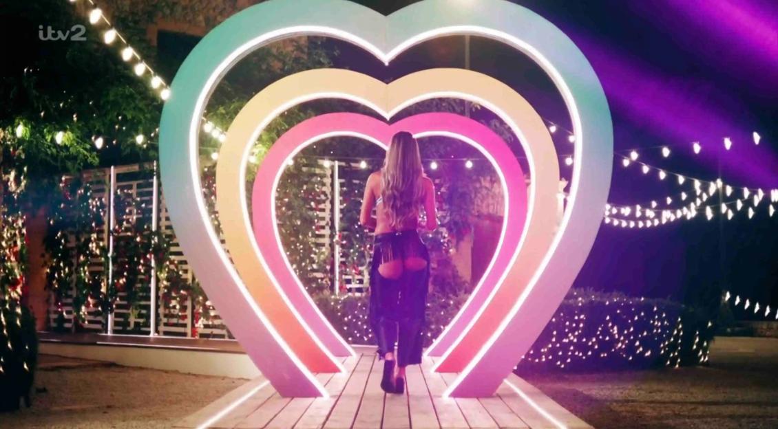 Shakira announces new Love Island bombshell.