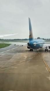 Two airplanes collided at Hanoi airport.