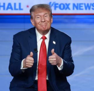 Donald Trump giving a thumbs up at a Fox News Town Hall.