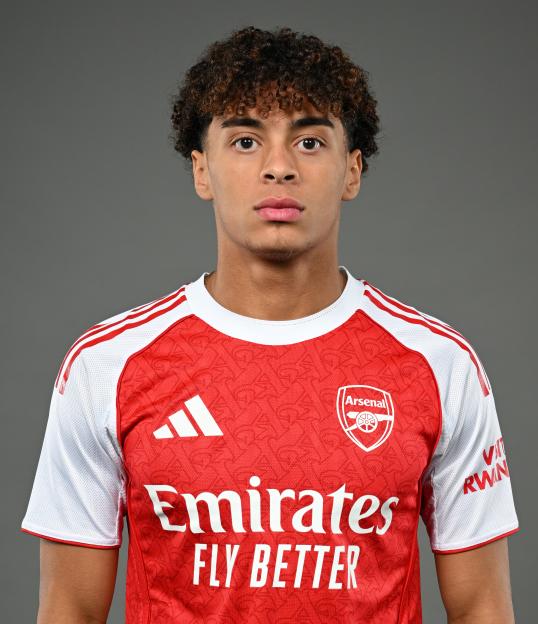 Headshot of Marcell Washington in an Arsenal jersey.