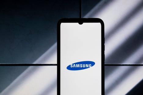 Samsung logo on a smartphone screen.
