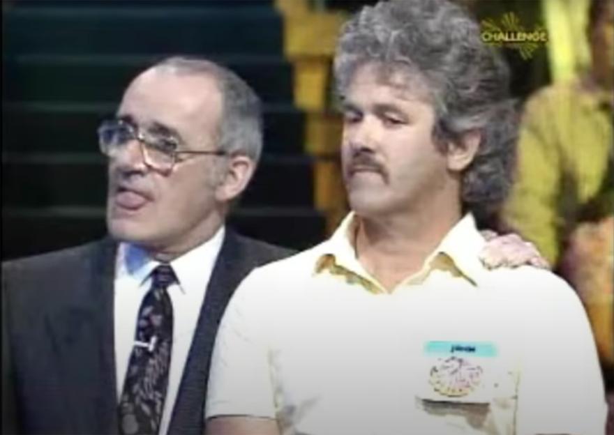 Screenshot of serial killer John Cooper on the game show Bullseye.