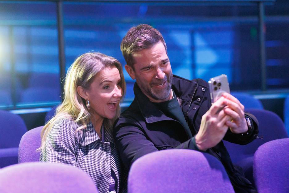 Gethin Jones and Helen Skelton taking a selfie.