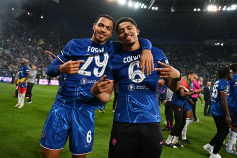 Levi Colwill and Wesley Fofana of Chelsea celebrating their team's victory.