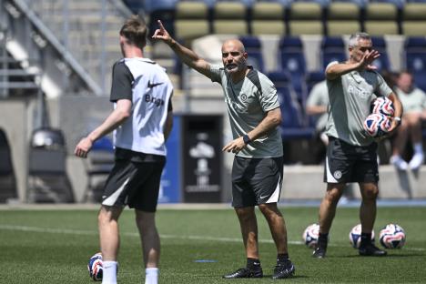 PHILADELPHIA, PENNSYLVANIA - JUNE 23: Head Coach Enzo Maresca of Chelsea during a Training at Subaru Park on June 23, 2025 in Philadelphia, United States. (Photo by Darren Walsh/Chelsea FC via Getty Images)