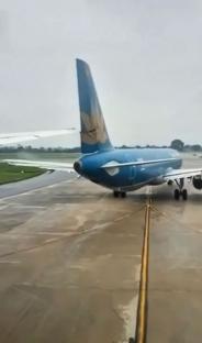 Two planes collided at Hanoi Airport.