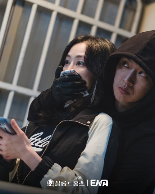 Lee Si Young, Jung Young Joo, Nam Ki Ae, And Dasom Face Their Final Case In “Salon De Holmes” 4