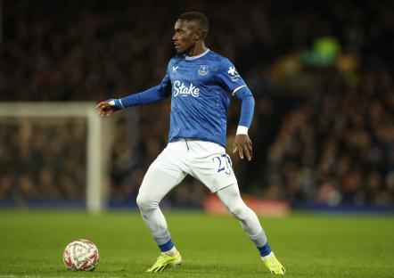 Idrissa Gueye, Everton captain, playing soccer.