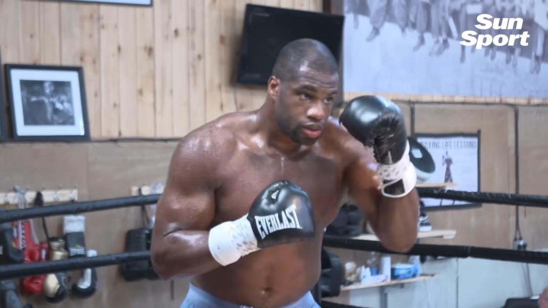 Daniel Dubois boxing training.