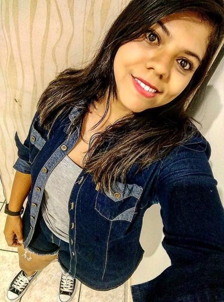 Photo of Thais Bonatti.