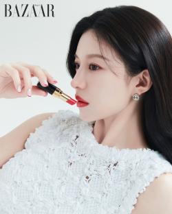 Go Youn Jung Shares Insights Into Her Career Progress, Acting Mindset, And More 6
