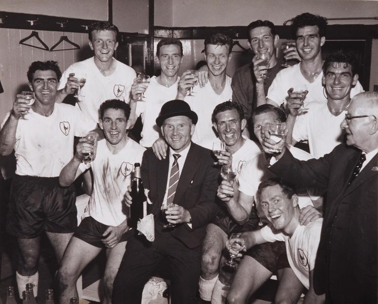 Bill Nicholson with the title winning side of 1961