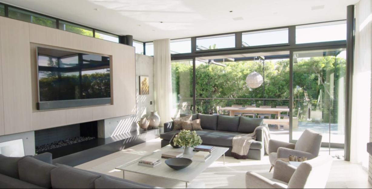 Maria Sharapova's living room.