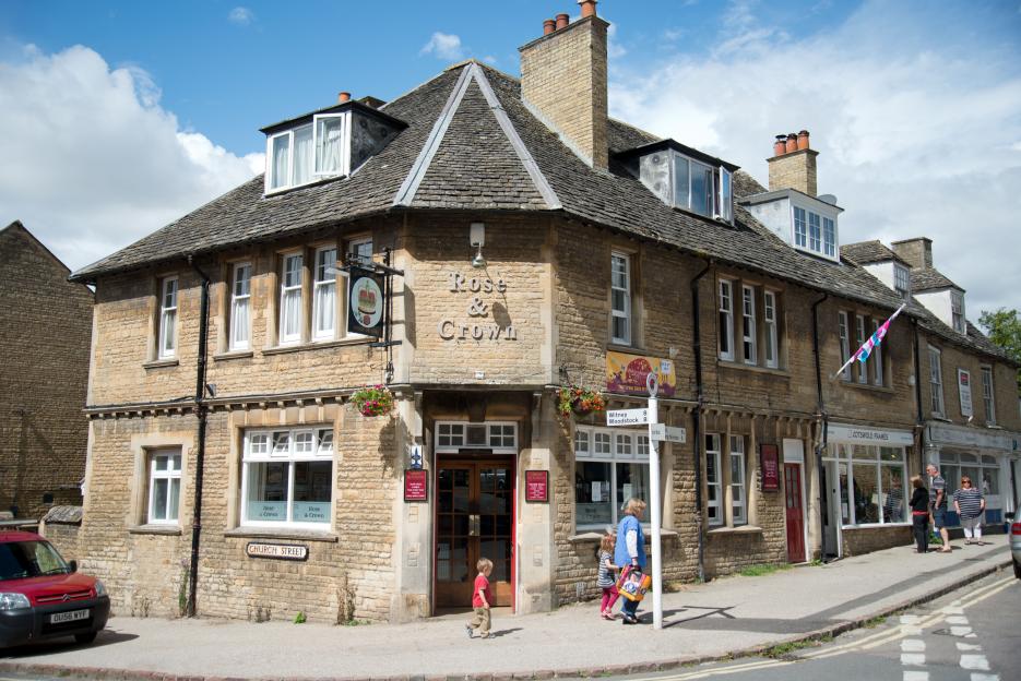 The Rose & Crown pub in Charlbury, Oxfordshire.