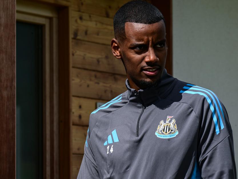 Alexander Isak in Newcastle United training gear.