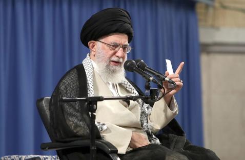 Ayatollah Ali Khamenei speaking at a meeting with Iranian judiciary officials.