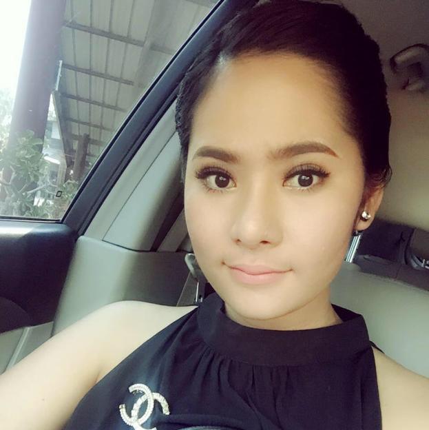 Wirawan Emsawat, a Thai woman involved in a sex scandal.