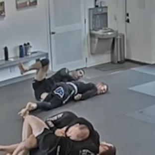 Jiu-jitsu students practicing.