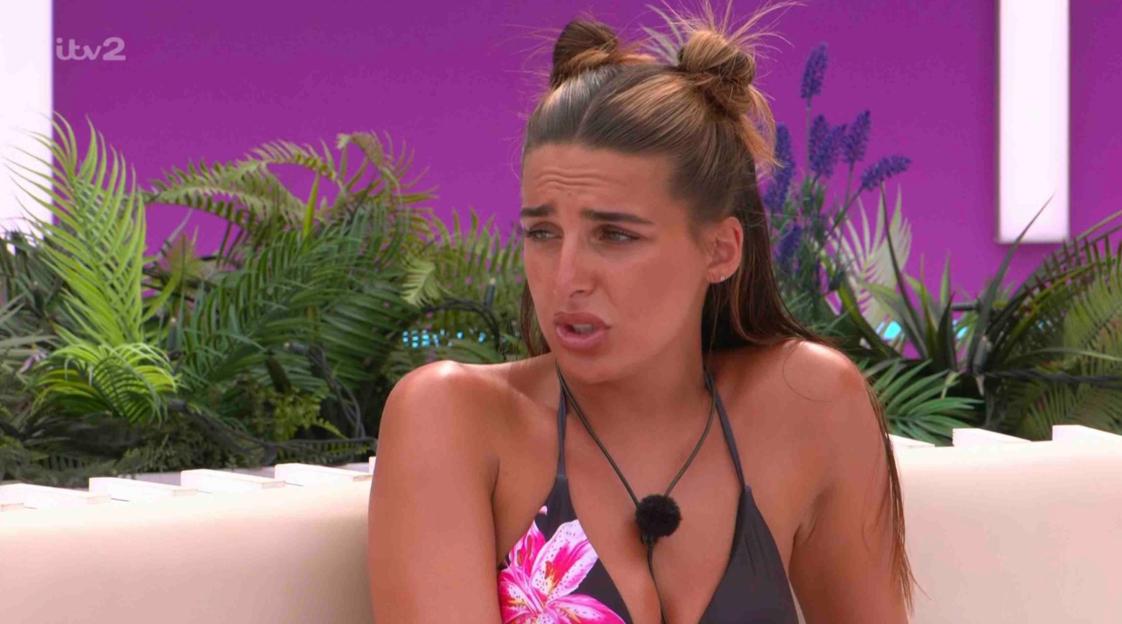 Toni tells Lauren she's removing herself from a romantic triangle.