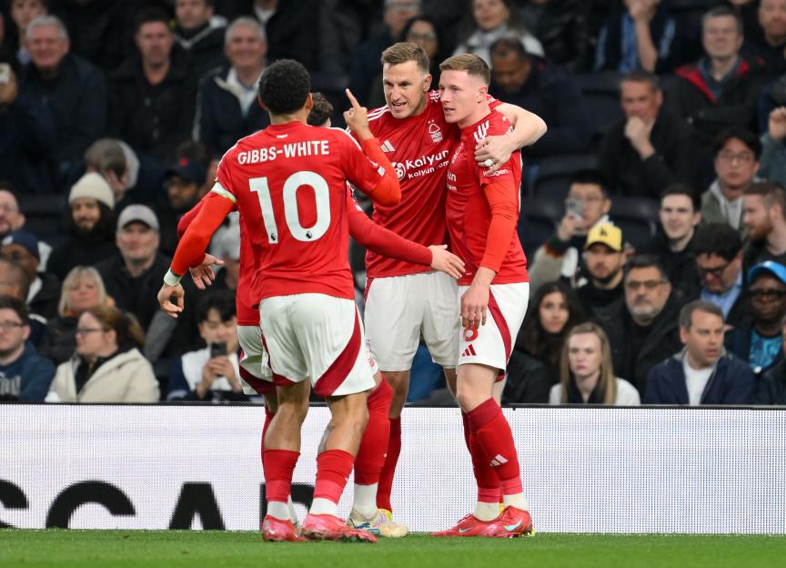 Nottingham Forest players celebrating a goal.