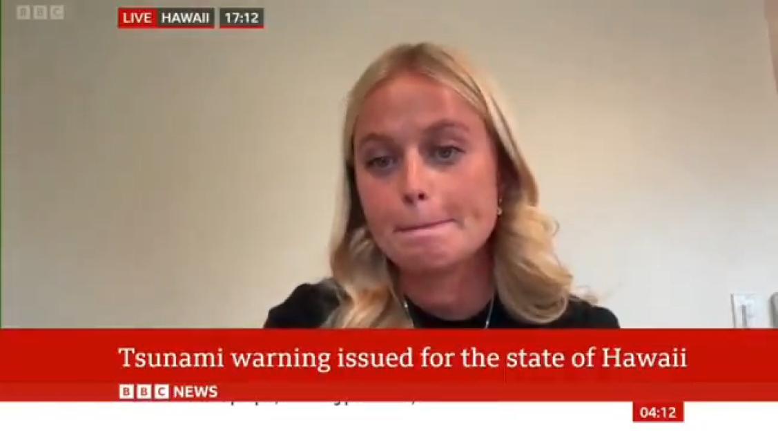 Screenshot of a BBC News broadcast interrupted by a tsunami warning for Hawaii.