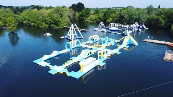 THORPE LAKES AQUAPARK
