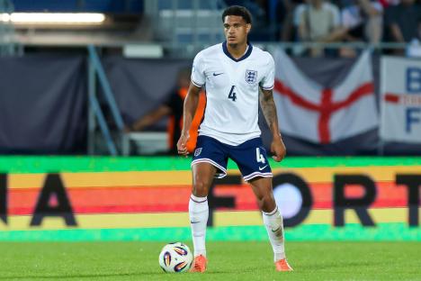 Jarell Quansah (England) controls the ball during a soccer match.