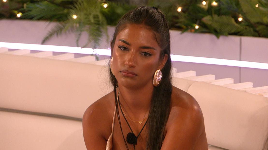 Shakira from Love Island.