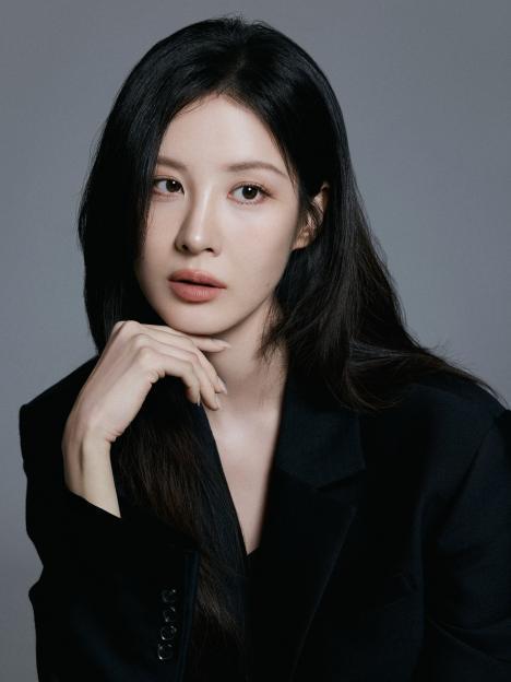 Girls&#8217; Generation&#8217;s Seohyun Stuns In New Profile Photos 3