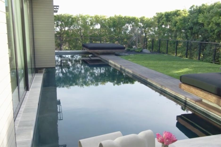 Maria Sharapova's house pool and patio.
