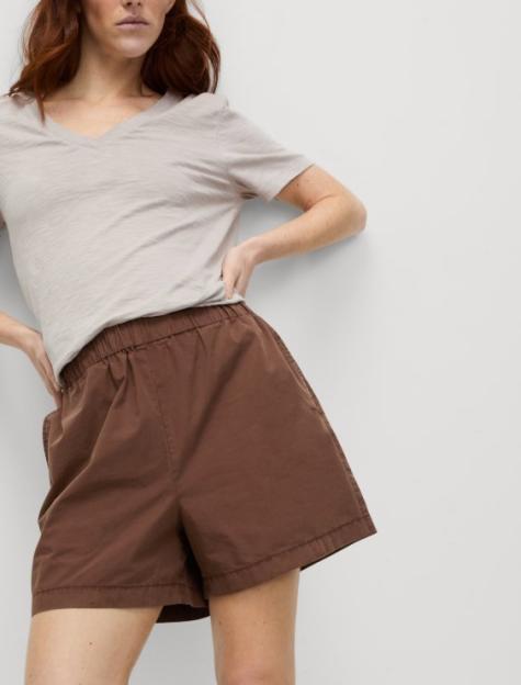 Brown poplin shorts.