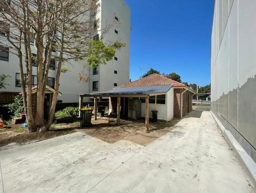 House with commercial zoning approval in Rhodes, NSW.