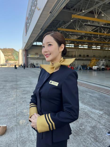Park Min Young Gives First Look Of Her Character In Upcoming Drama &#8220;Confidence Queen&#8221; 3