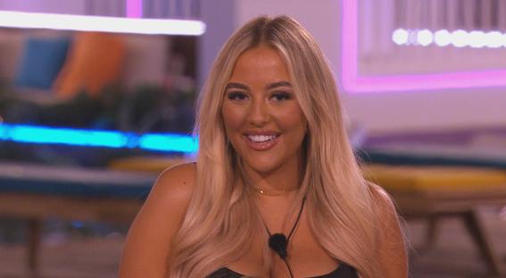 Jess Harding on Love Island.