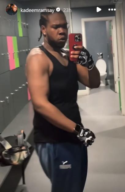 Kadeem Ramsay showing off his weight loss in a gym selfie.