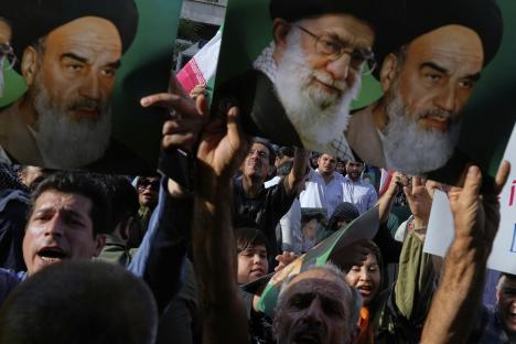 Ayatollah is planning to FLEE Iran, exiled prince claims as he warns of more bloodshed if regime is allowed to survive 5