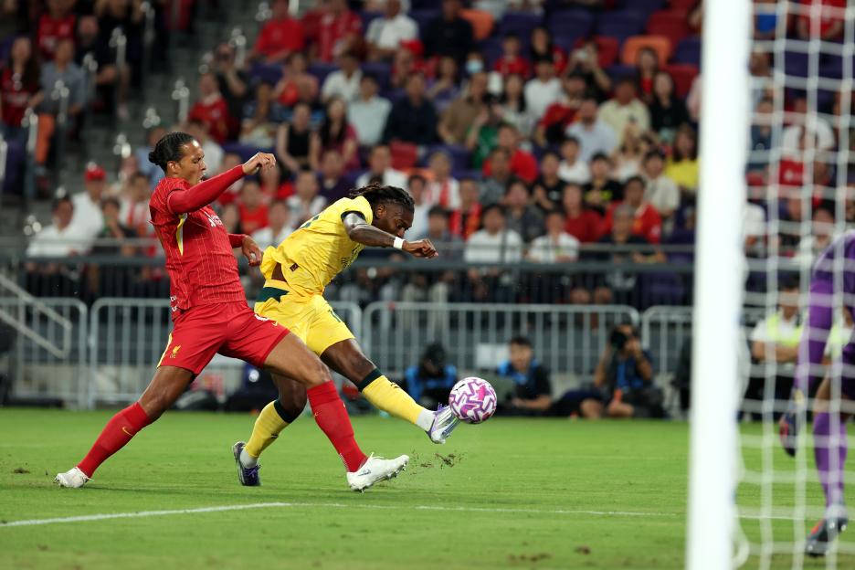 Rafael Leao of AC Milan scoring a goal.