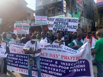 BREAKING: Democracy Day: Anti-Tinubu protest breaks out in Lagos [PHOTOS] 4