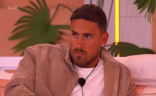 Man wearing a corduroy shirt on Love Island.